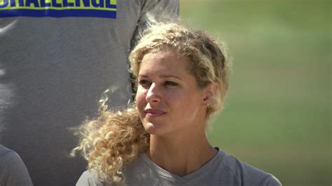 The Challenge alum Lindsey Jacobellis wins first gold.